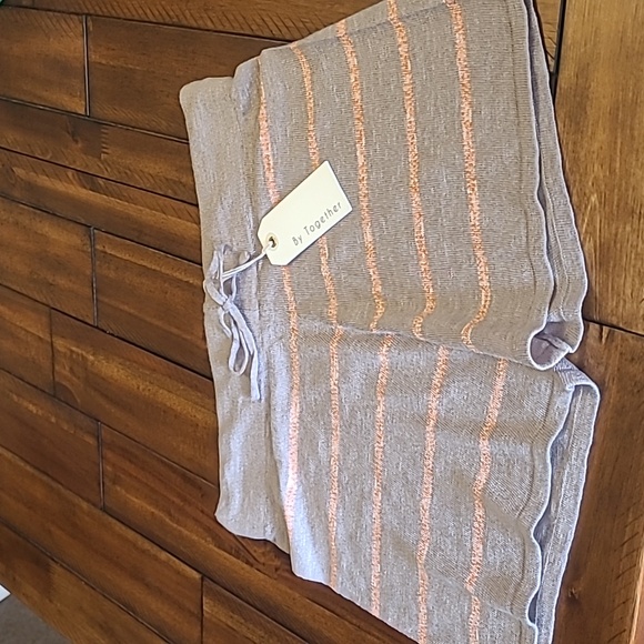 BY TOGETHER NWT SHORTS sz Medium Tan Orange Stripe - Picture 6 of 6
